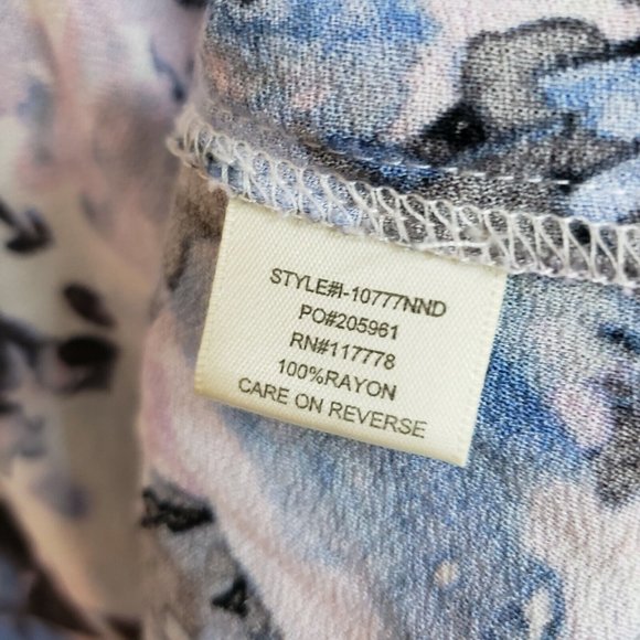 Lovestitch Womens Top Sz Small Purple Blue Floral 3/4 Sleeve - Picture 6 of 6